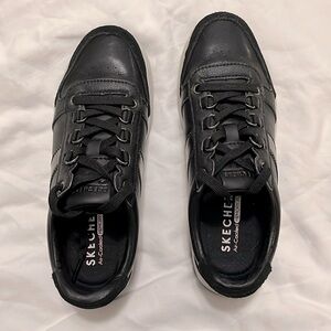 Skechers air-cooled memory foam sneakers. Black with metallic accents. Size 6.5